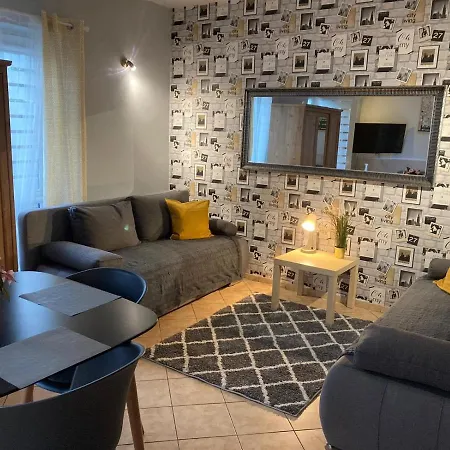 Stacja Pokoje Do Wynajecia Apartmán